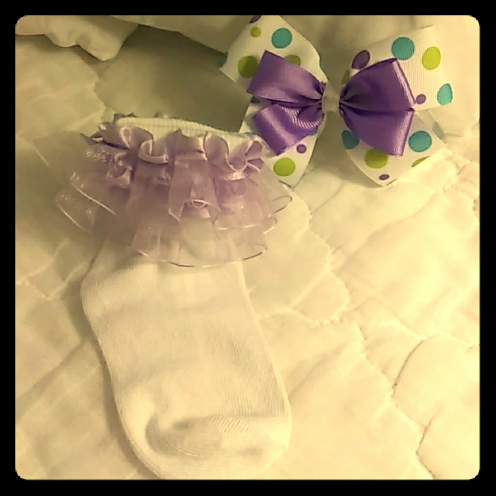 Socks & Bows
